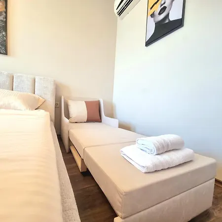 Luxury & Pool In Diamond Sarafovo * Burgas City