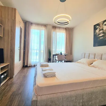 Luxury & Pool In Diamond Sarafovo Burgas City